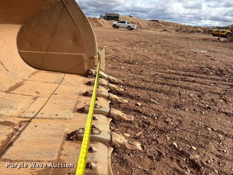 image for item EF6200 2021 John Deere 844L wheel loader