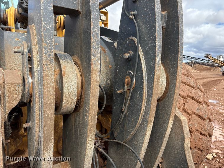 image for item EF6200 2021 John Deere 844L wheel loader