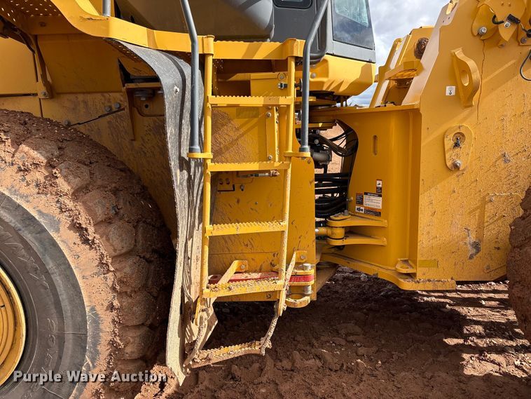 image for item EF6200 2021 John Deere 844L wheel loader