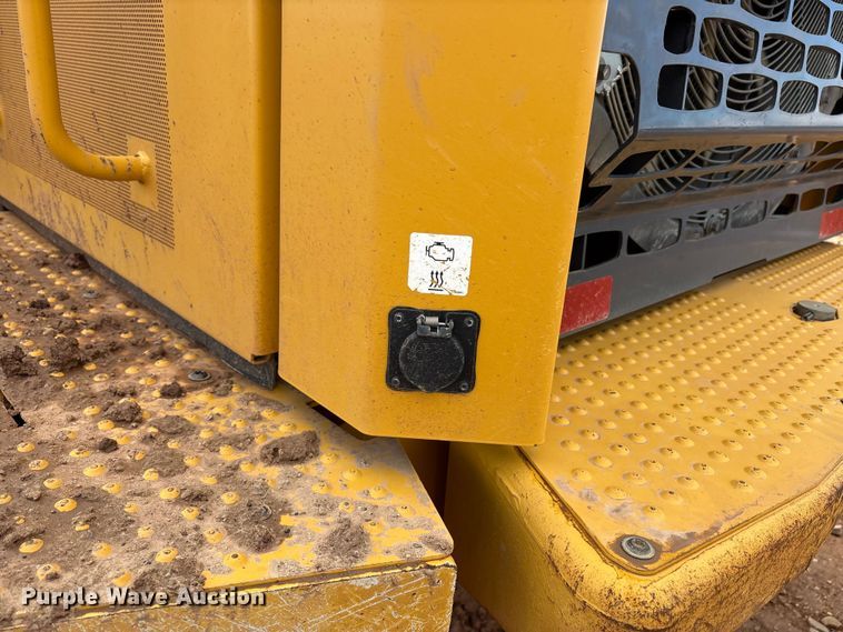 image for item EF6200 2021 John Deere 844L wheel loader