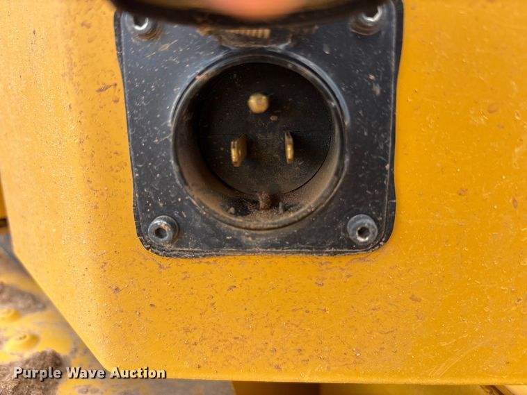 image for item EF6200 2021 John Deere 844L wheel loader