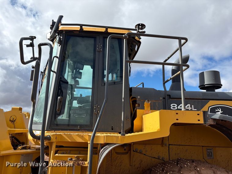 image for item EF6200 2021 John Deere 844L wheel loader