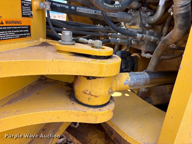 image for item EF6200 2021 John Deere 844L wheel loader