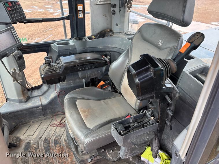 image for item EF6200 2021 John Deere 844L wheel loader