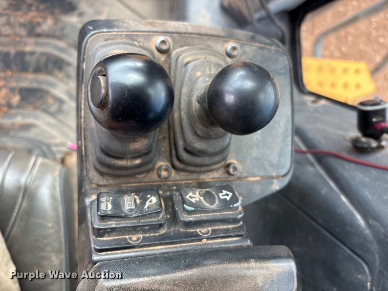 image for item EF6200 2021 John Deere 844L wheel loader