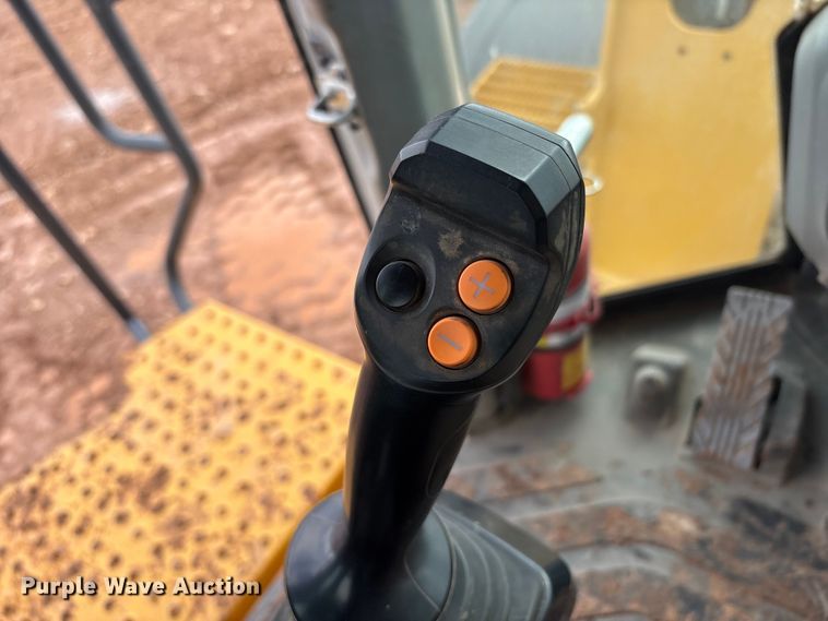 image for item EF6200 2021 John Deere 844L wheel loader