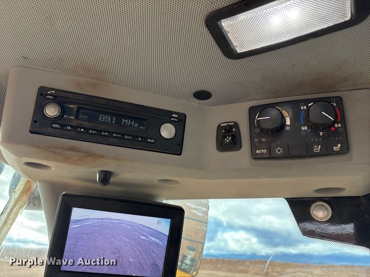 image for item EF6200 2021 John Deere 844L wheel loader