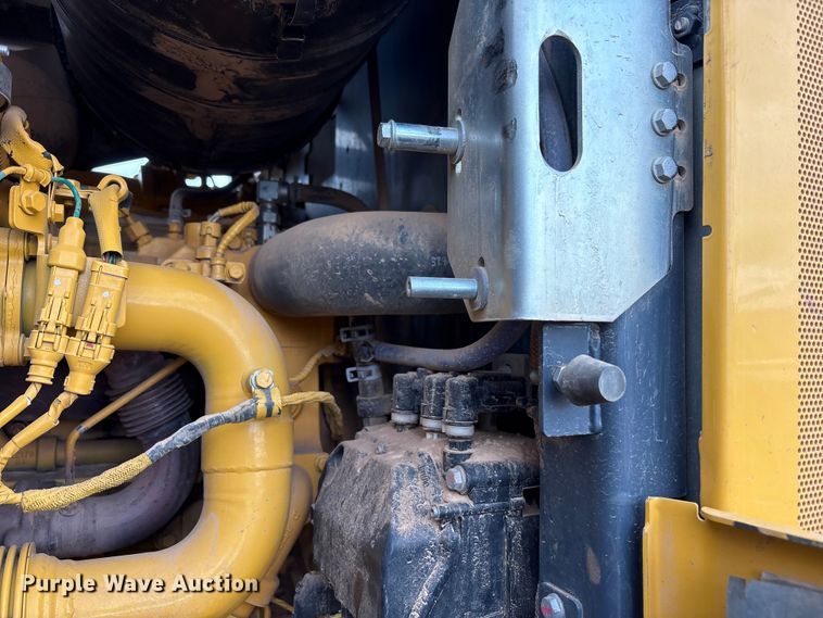 image for item EF6200 2021 John Deere 844L wheel loader