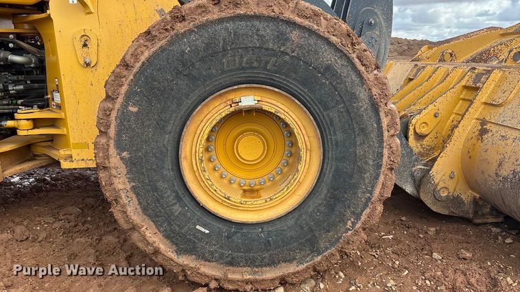 image for item EF6200 2021 John Deere 844L wheel loader