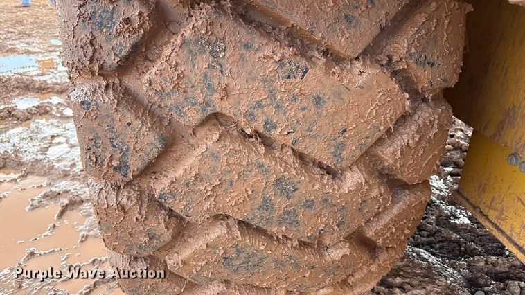 image for item EF6200 2021 John Deere 844L wheel loader