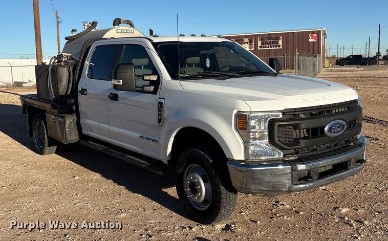 image for item EF6201 2022 Ford F350 Super Duty flatbed pickup truck