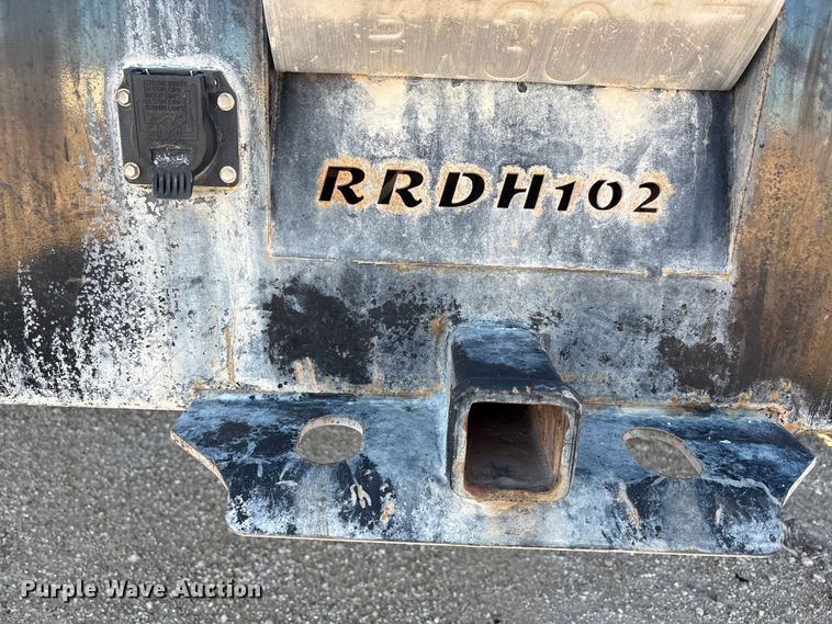 image for item EF6201 2022 Ford F350 Super Duty flatbed pickup truck