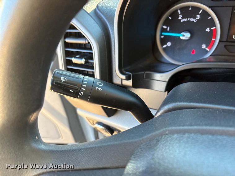 image for item EF6201 2022 Ford F350 Super Duty flatbed pickup truck