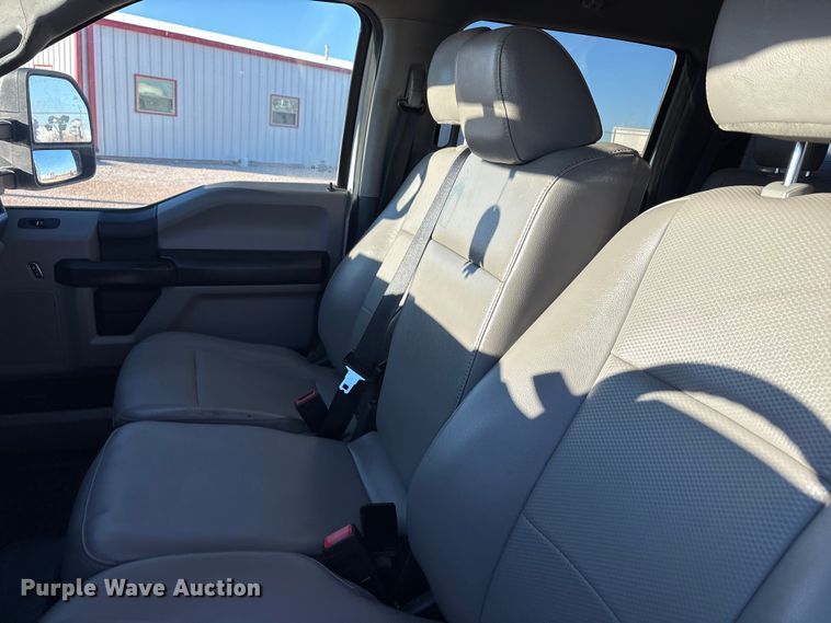 image for item EF6201 2022 Ford F350 Super Duty flatbed pickup truck