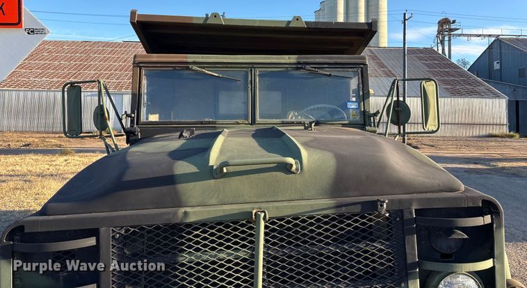 image for item EF6206 1990 Am General M929A2 dump truck