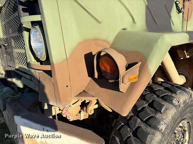 image for item EF6206 1990 Am General M929A2 dump truck