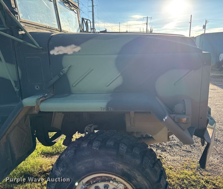 image for item EF6206 1990 Am General M929A2 dump truck