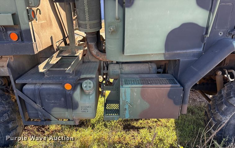image for item EF6206 1990 Am General M929A2 dump truck