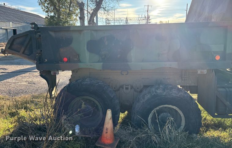 image for item EF6206 1990 Am General M929A2 dump truck