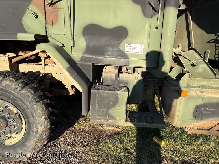 image for item EF6206 1990 Am General M929A2 dump truck
