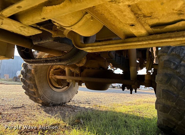 image for item EF6206 1990 Am General M929A2 dump truck