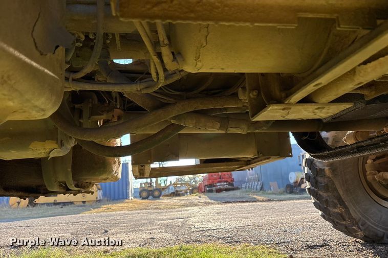 image for item EF6206 1990 Am General M929A2 dump truck