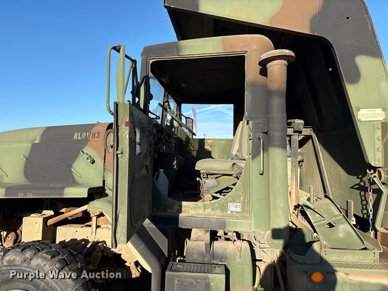 image for item EF6206 1990 Am General M929A2 dump truck