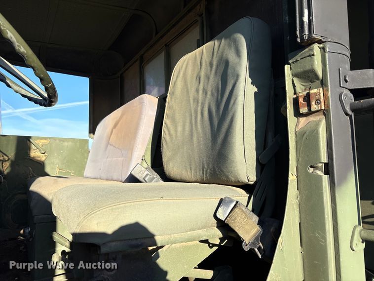 image for item EF6206 1990 Am General M929A2 dump truck