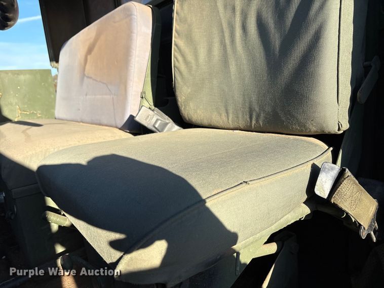 image for item EF6206 1990 Am General M929A2 dump truck