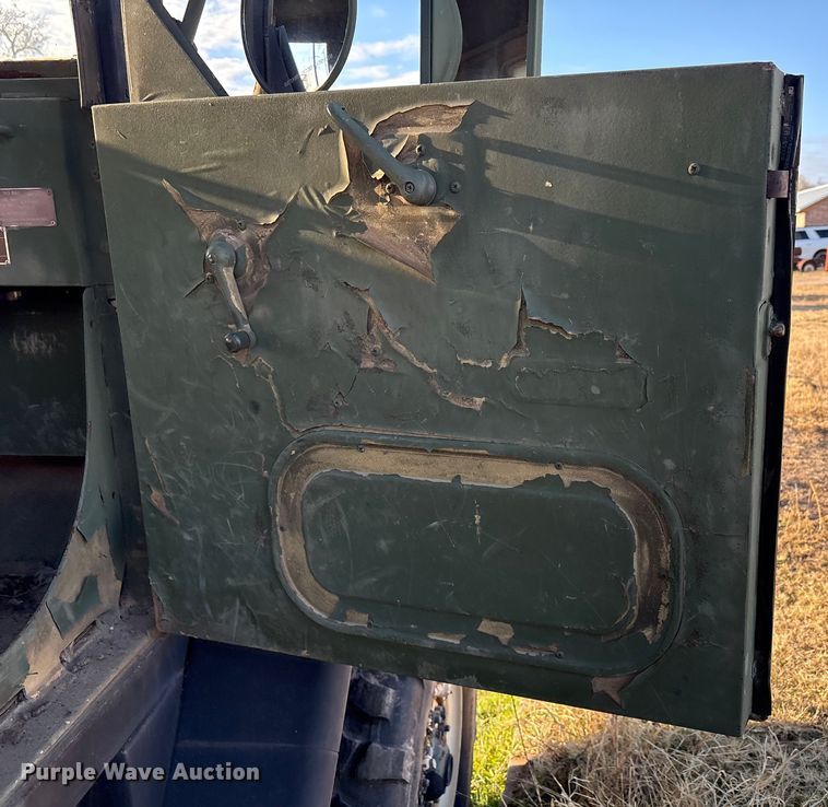 image for item EF6206 1990 Am General M929A2 dump truck