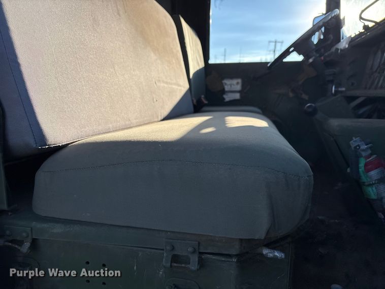 image for item EF6206 1990 Am General M929A2 dump truck