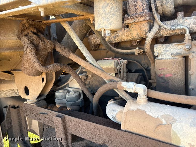 image for item EF6206 1990 Am General M929A2 dump truck