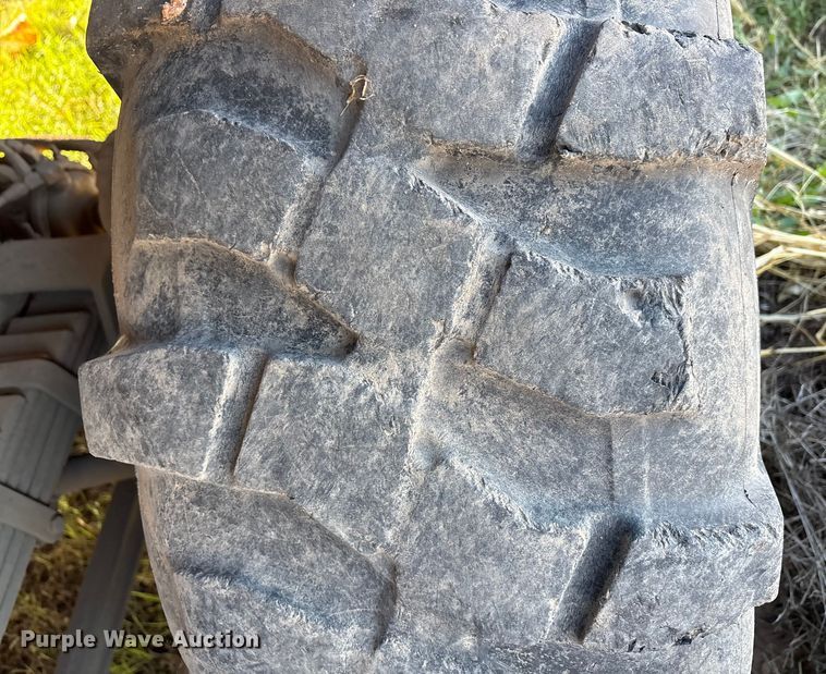 image for item EF6206 1990 Am General M929A2 dump truck