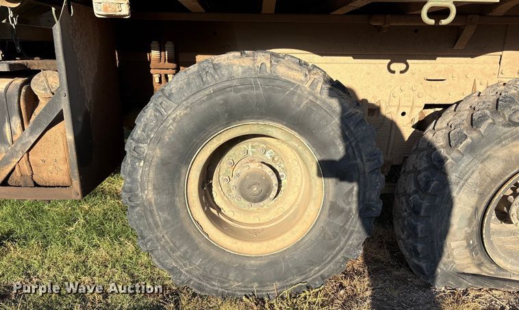 image for item EF6206 1990 Am General M929A2 dump truck