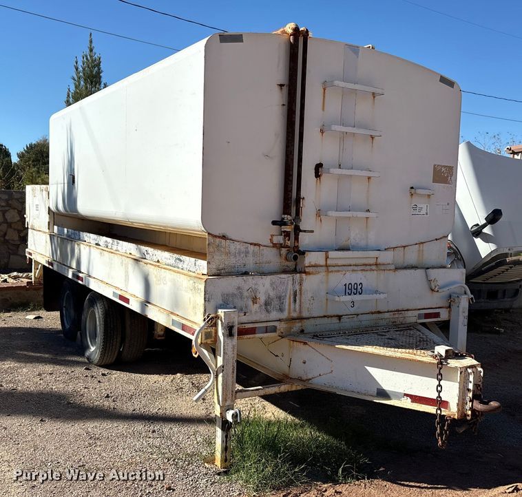 image for item EF6209 Water and fuel trailer