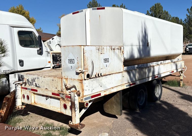image for item EF6209 Water and fuel trailer
