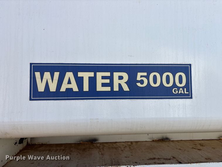 image for item EF6209 Water and fuel trailer