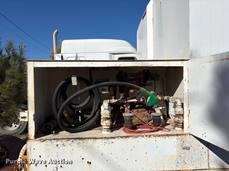 image for item EF6209 Water and fuel trailer