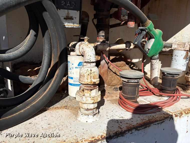 image for item EF6209 Water and fuel trailer