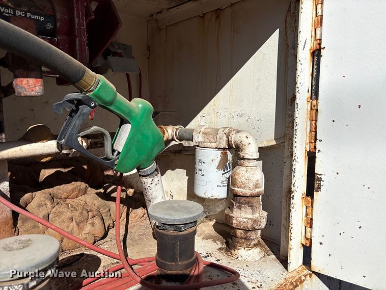 image for item EF6209 Water and fuel trailer