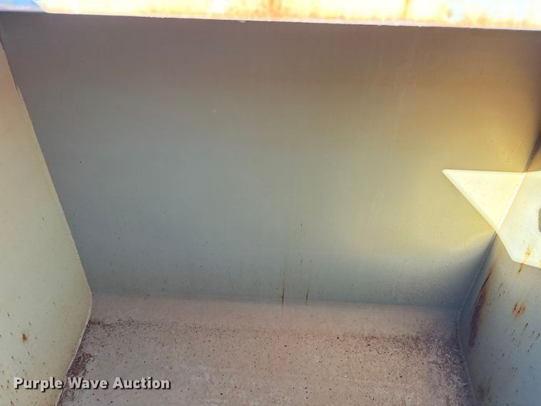 image for item EF6209 Water and fuel trailer