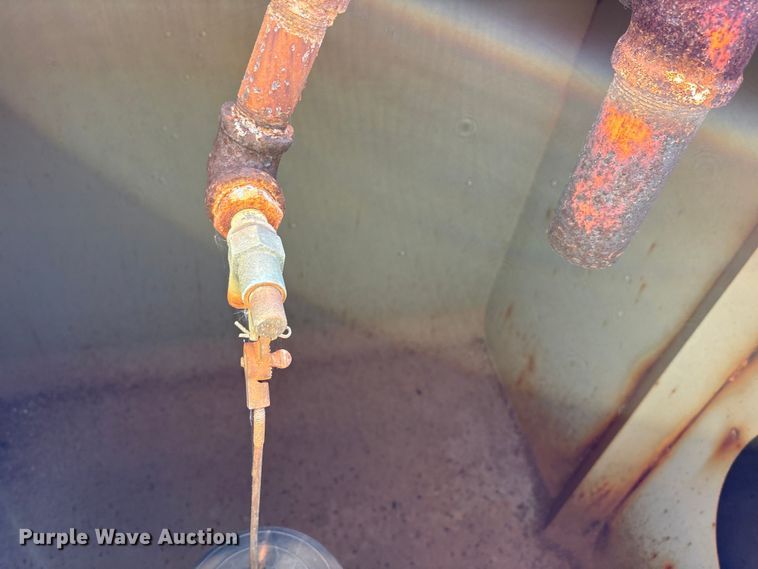 image for item EF6209 Water and fuel trailer