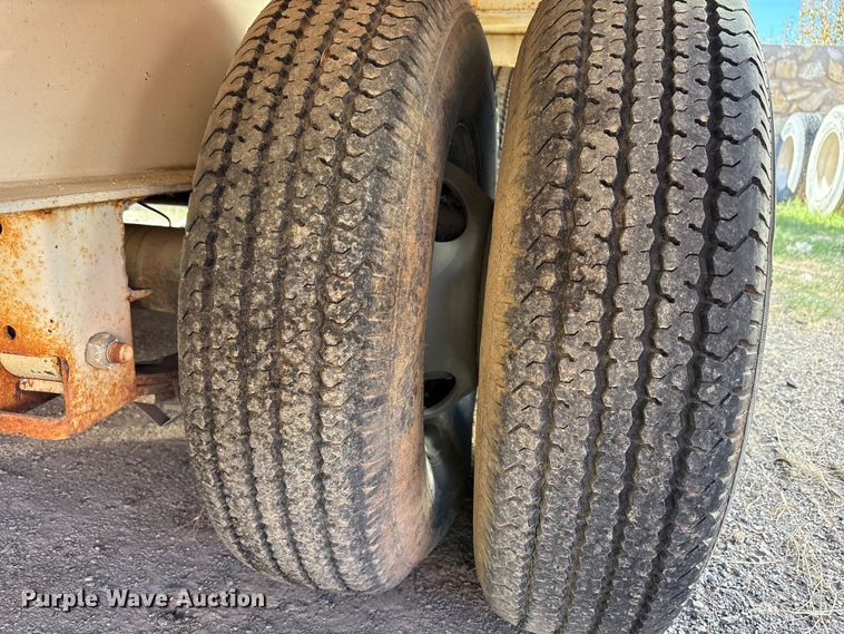 image for item EF6209 Water and fuel trailer