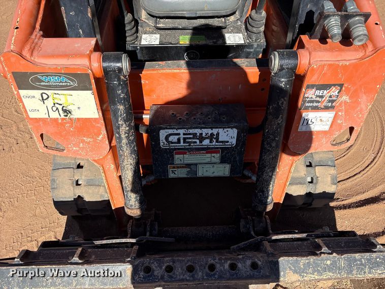 image for item EF6210 2019 Gehl RT105 tracked skid steer loader