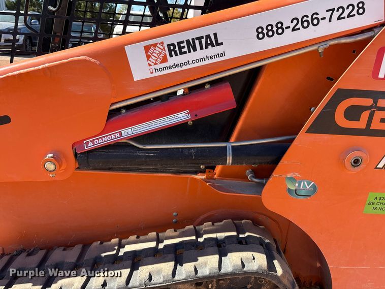 image for item EF6210 2019 Gehl RT105 tracked skid steer loader