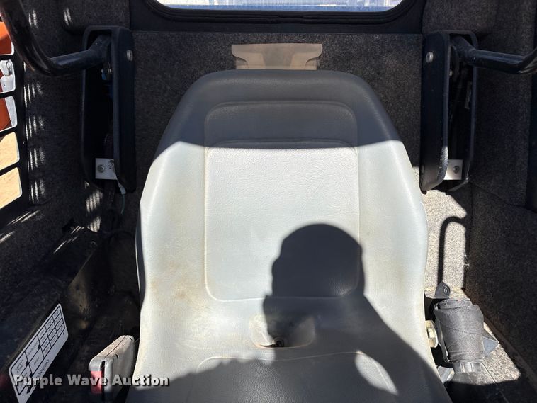 image for item EF6210 2019 Gehl RT105 tracked skid steer loader