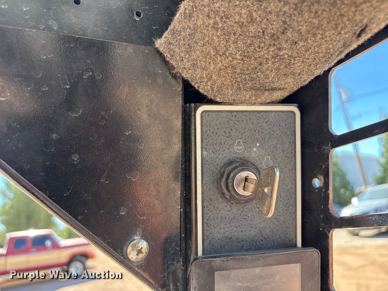 image for item EF6210 2019 Gehl RT105 tracked skid steer loader