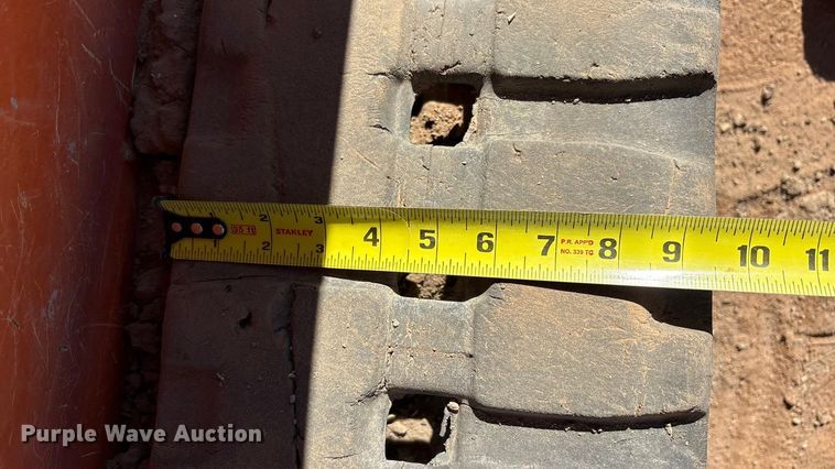 image for item EF6210 2019 Gehl RT105 tracked skid steer loader