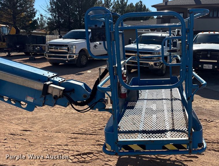 image for item EF6213 2014 Genie S-60X boom lift