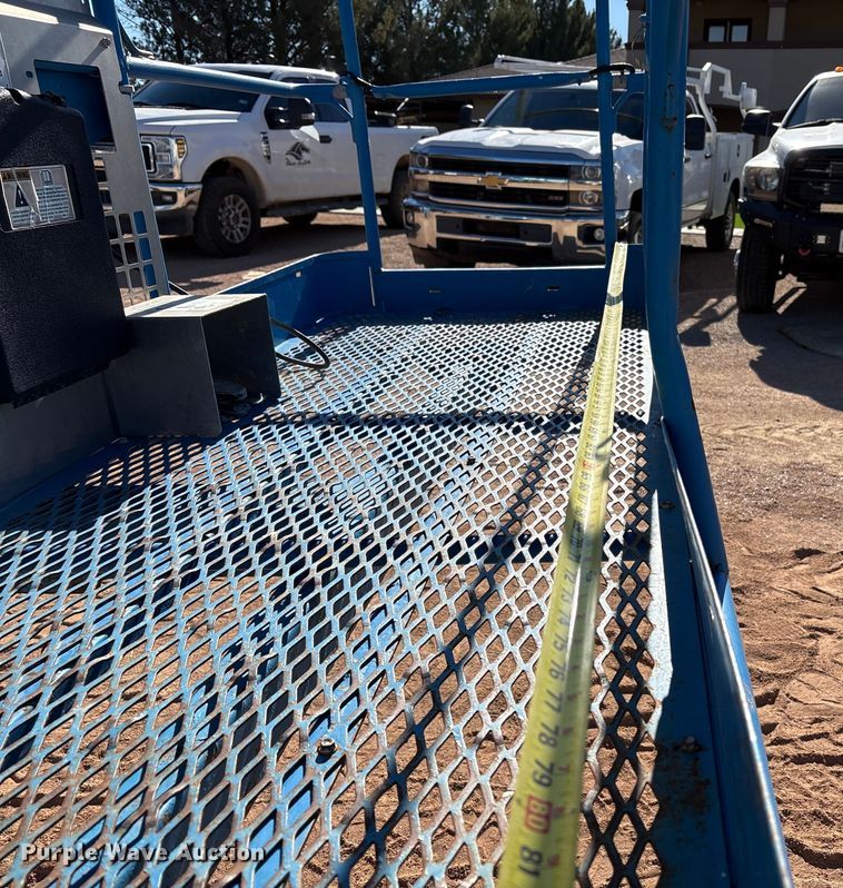 image for item EF6213 2014 Genie S-60X boom lift